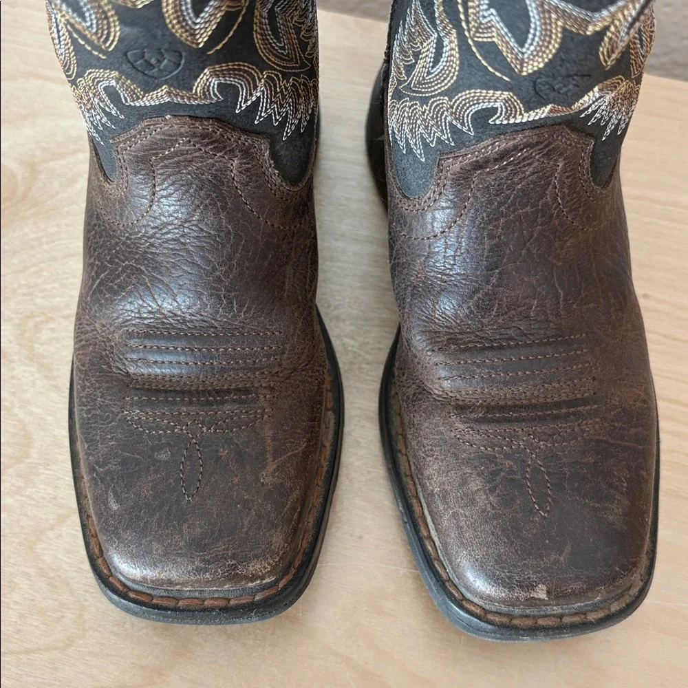Ariat Youth Brown Workhog Bruin Western Boots Cowboy Square Toe Leather